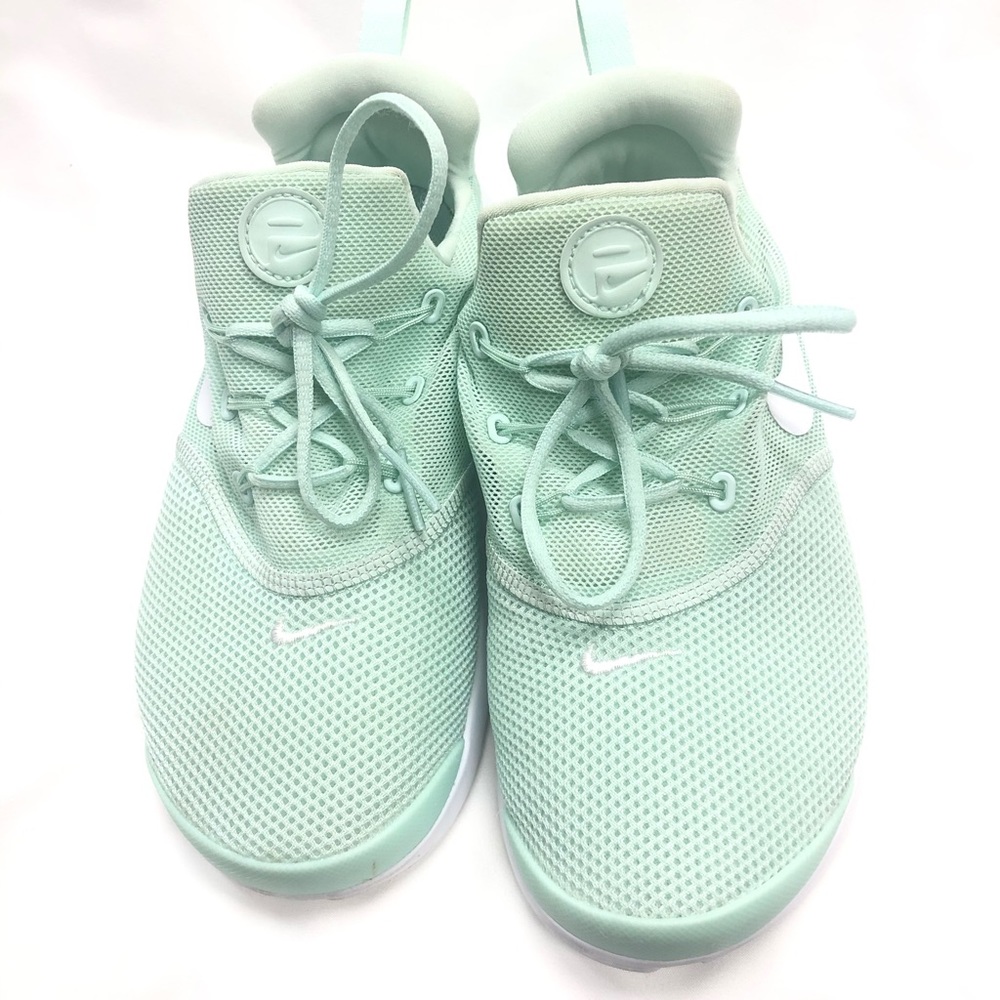 Girls Nike’s Mint Green